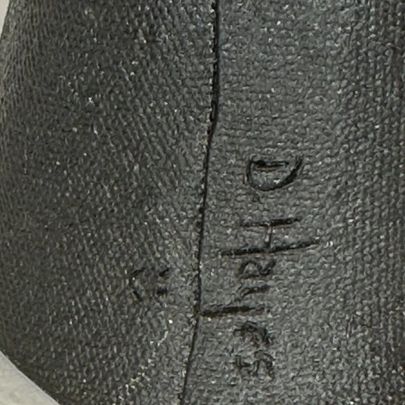 Vintage D. Hayes Pottery Witch Pumpkin Figurine 8" 1970s Textured Halloween Deco - Picture 3 of 8